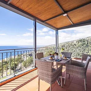 Vakantiehuis Casa Do Miradoro, Santa Cruz (Madeira)